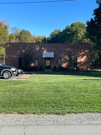 Plus de détails pour 4820 Starcrest Dr, Monroe, NC - Industriel à vendre