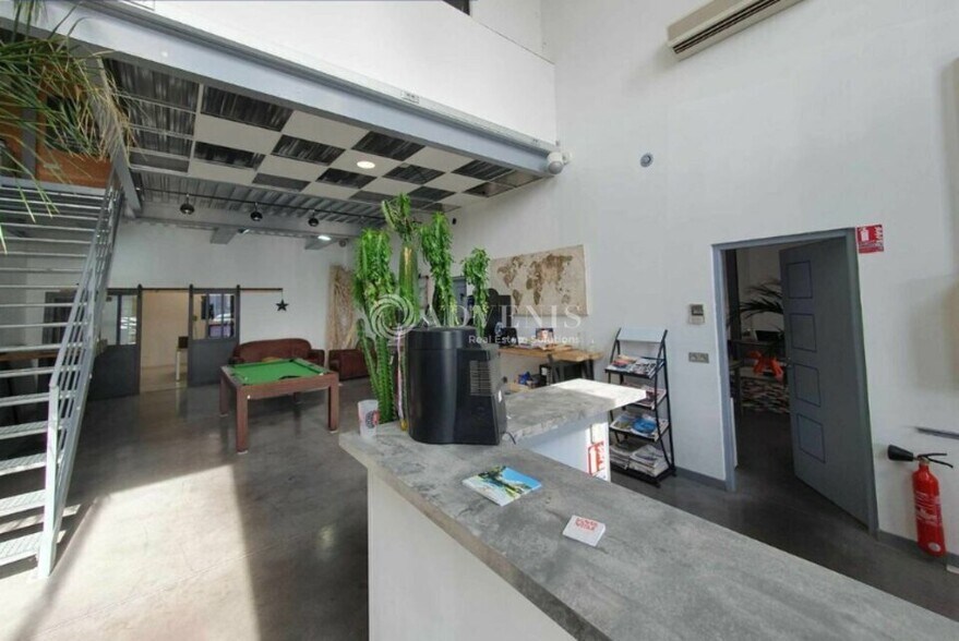 Office in Lunel-Viel for lease - Interior Photo - Image 2 of 9