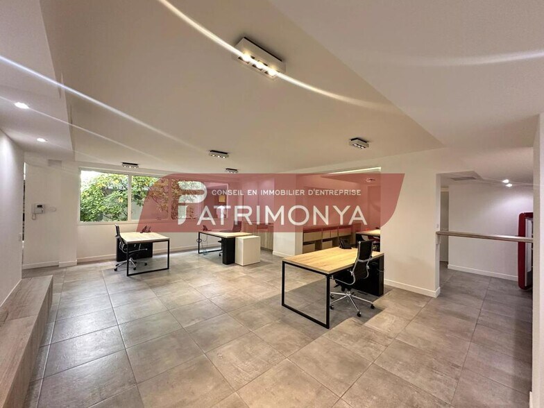 Office in Marseille 8eme for lease - Building Photo - Image 3 of 8