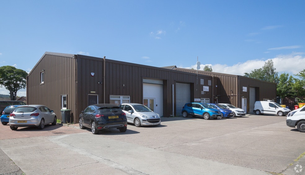 Mill Rd, Linlithgow for lease - Building Photo - Image 2 of 6