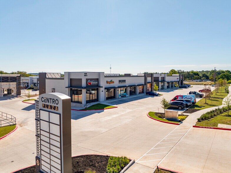 14300 Ronald Reagan Blvd, Cedar Park, TX à louer - Photo du bâtiment - Image 2 de 4