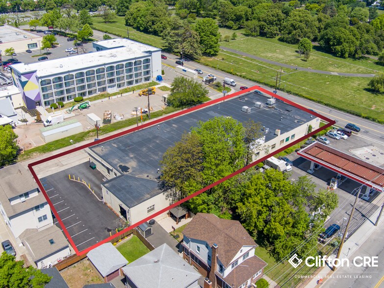 195 Allwood Rd, Clifton, NJ à louer - Photo du bâtiment - Image 2 de 13