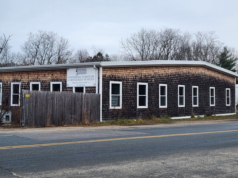 161 Oak Hill Rd, North Kingstown, RI à louer - Photo du bâtiment - Image 1 de 1