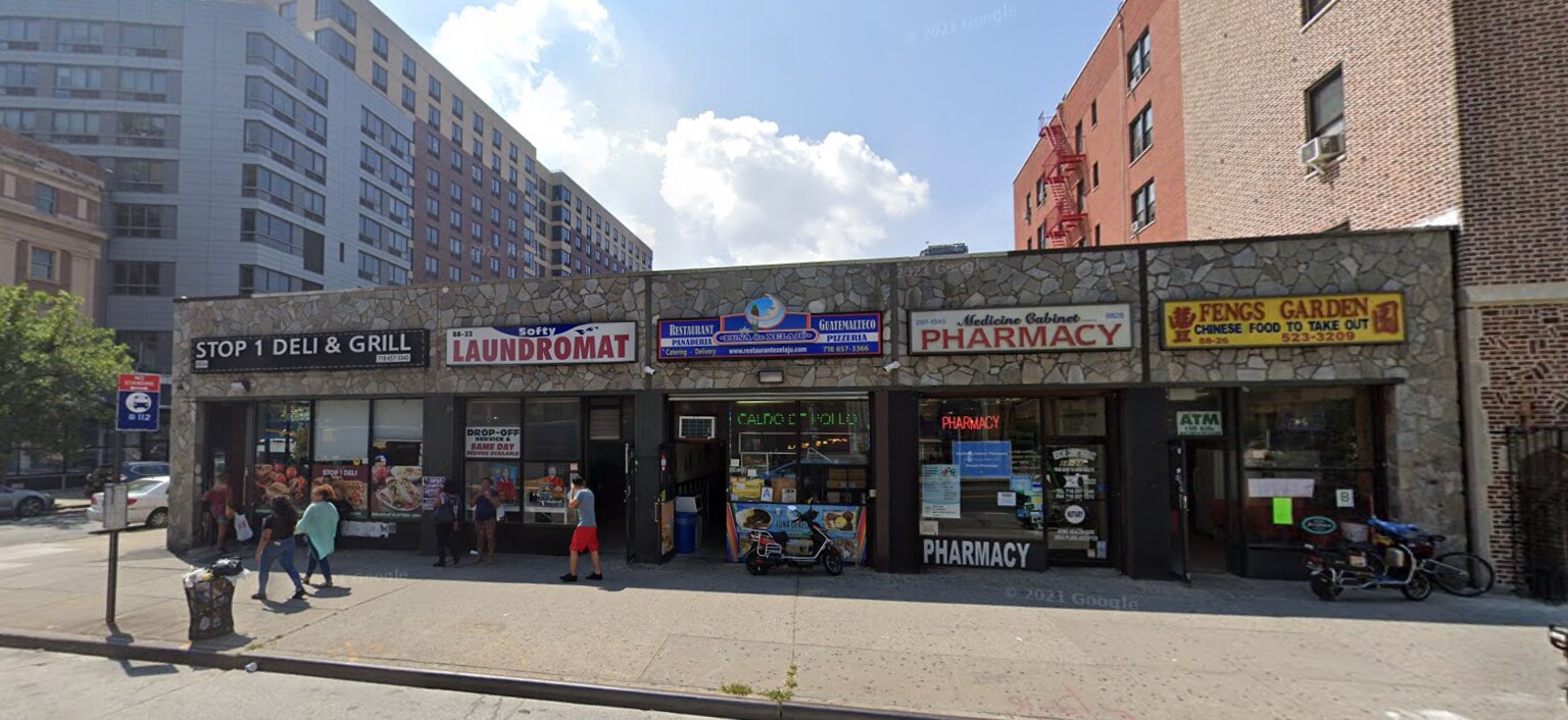 88-32 Parsons, Jamaica, NY for lease Primary Photo- Image 1 of 3