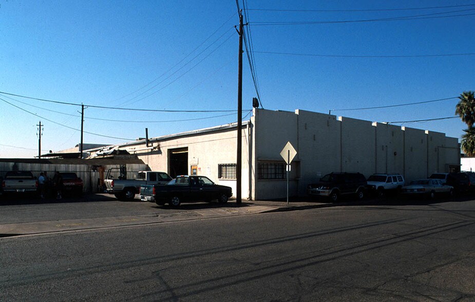 2545 W Holly St, Phoenix, AZ à louer - Photo du bâtiment - Image 3 de 6