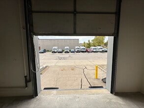 N56W13525-N56W13605 Silver Spring Dr, Menomonee Falls, WI for lease Interior Photo- Image 1 of 8