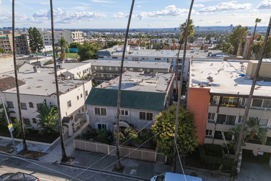 7360 Hollywood Blvd, Los Angeles, CA à vendre - Photo du bâtiment - Image 2 de 21