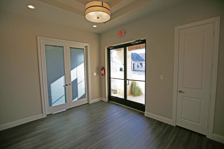 2601 Little Elm Pky, Little Elm, TX à vendre - Photo intérieure - Image 3 de 13
