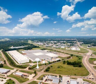 Plus de détails pour 501 Denim Way, Canton, MS - Industriel à louer