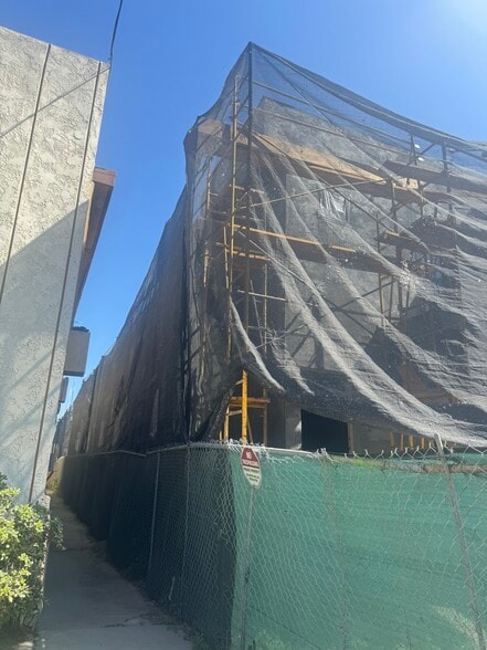 906 Lakme ave, Wilmington, CA for sale - Building Photo - Image 3 of 13