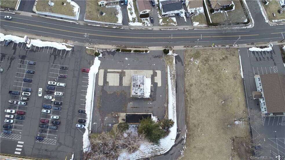 723 Farmington Ave, New Britain, CT à louer - Photo du bâtiment - Image 2 de 2