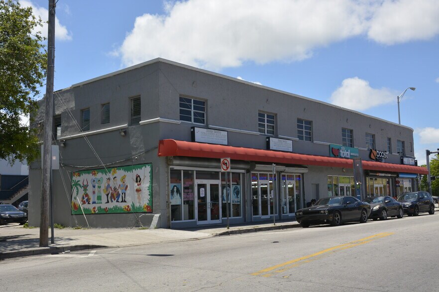 1700 NW 36th St, Miami, FL à louer - Photo du bâtiment - Image 3 de 3