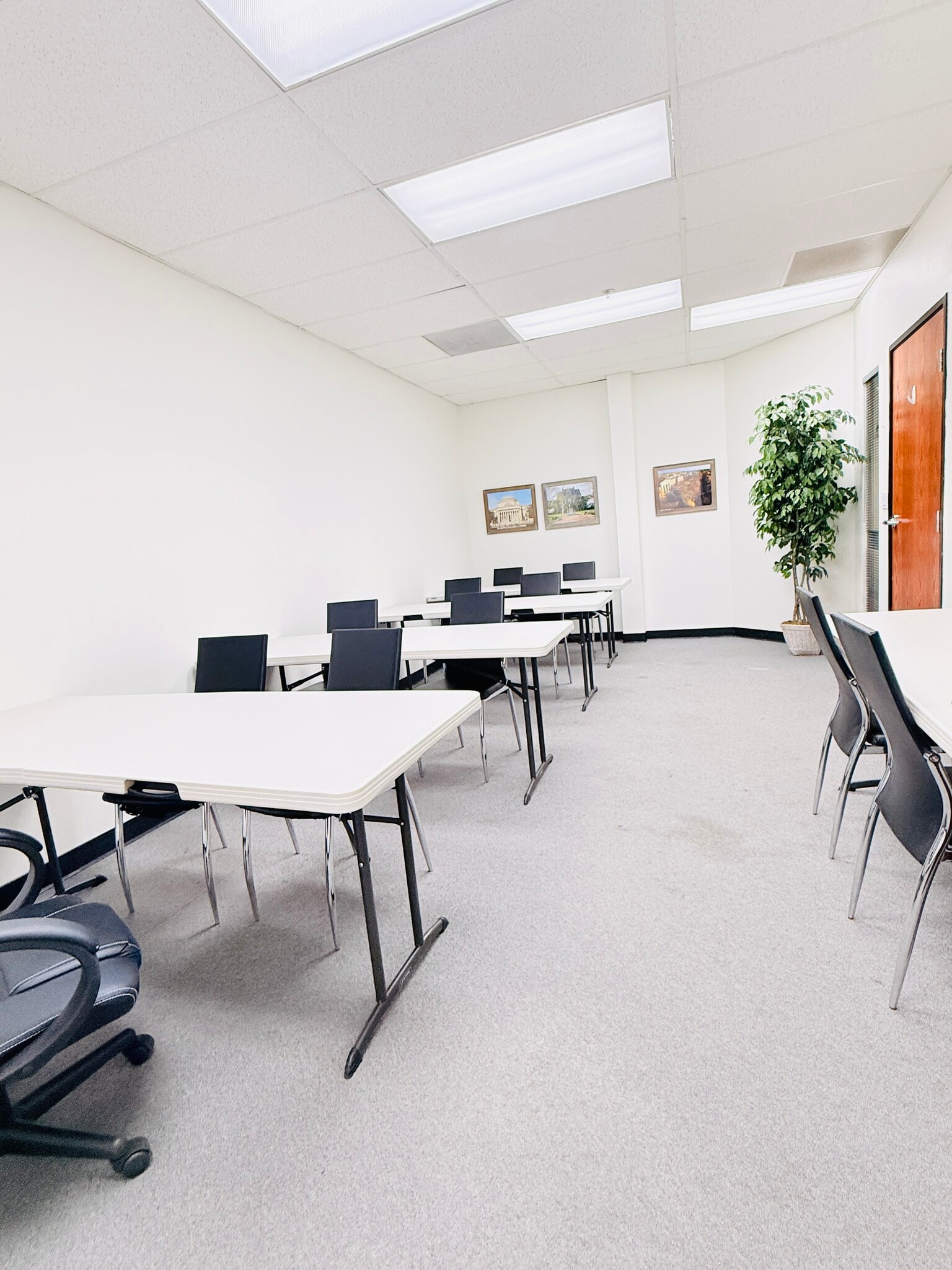 981 Corporate Center Dr, Pomona, CA for lease Interior Photo- Image 1 of 7