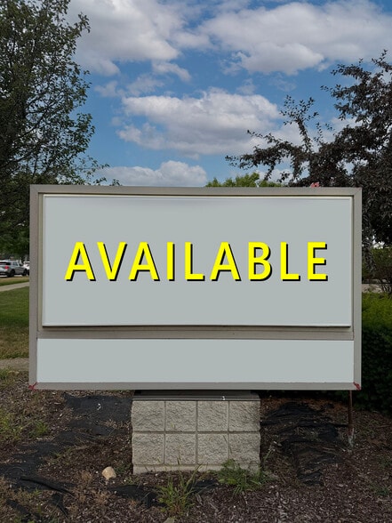 3053 Union Lake Rd, Commerce Township, MI for lease - Building Photo - Image 3 of 5