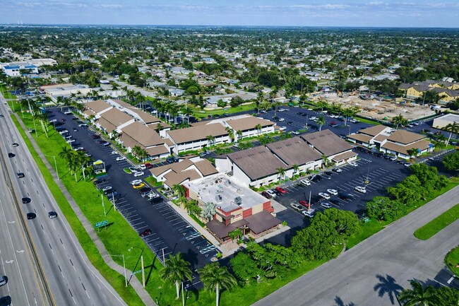 More details for 12995 S Cleveland Ave, Fort Myers, FL - Office/Medical, Retail for Lease
