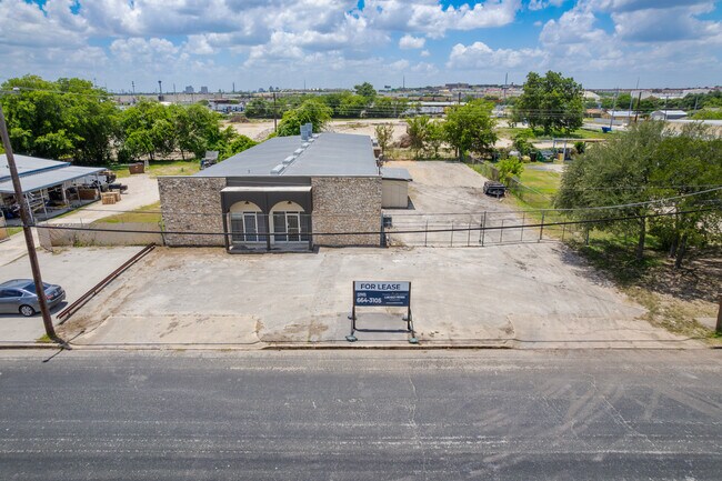More details for 1111 Paulsun St, San Antonio, TX - Flex for Lease