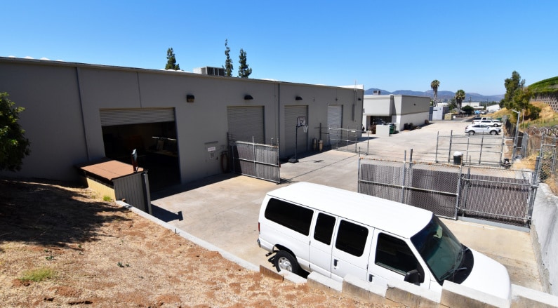 10744 Prospect Ave, Santee, CA for lease - Building Photo - Image 2 of 6