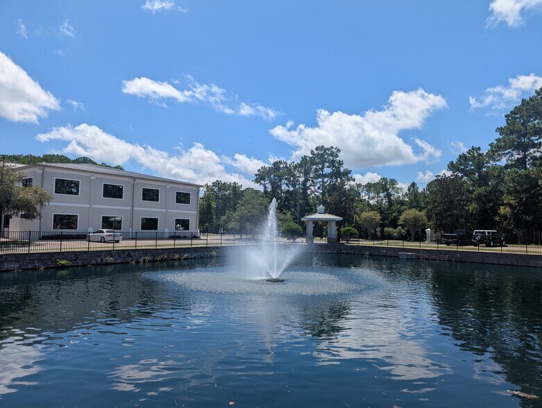 1629 Race Track Rd, St Johns, FL à louer - Photo du bâtiment - Image 3 de 24