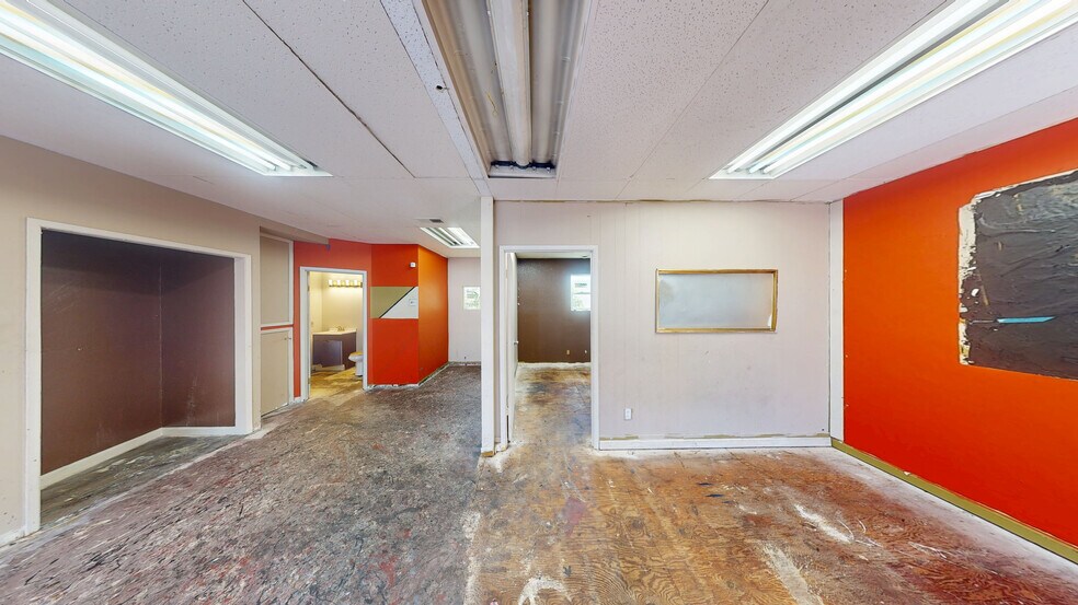 10901 MacArthur Blvd, Oakland, CA à louer - Photo intérieure - Image 3 de 15