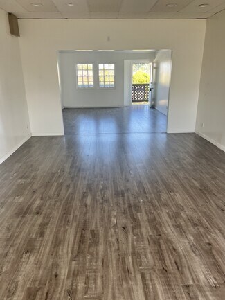 Plus de détails pour 1500 E Pacific Coast Hwy, Seal Beach, CA - Bureau à louer