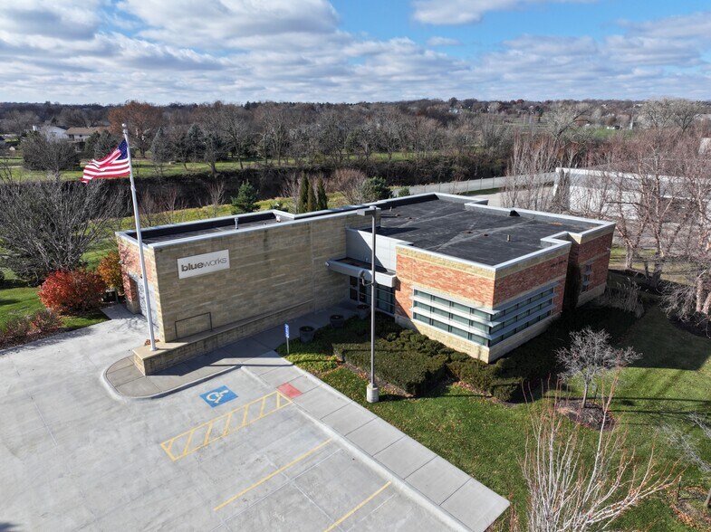 3626 S 149th St, Omaha, NE à vendre - Photo du bâtiment - Image 3 de 9