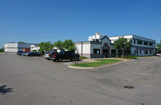 More details for 2020 Energy Park Dr, Saint Paul, MN - Industrial for Sale