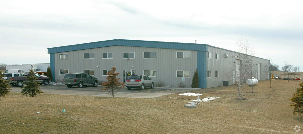 4197 Reardon Rd, De Forest, WI à louer - Photo du bâtiment - Image 2 de 12