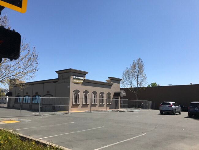 More details for 1201 Market St, Redding, CA - Retail for Lease