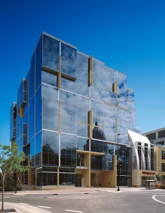 Plus de détails pour 33 E Main St, Madison, WI - Bureau à louer