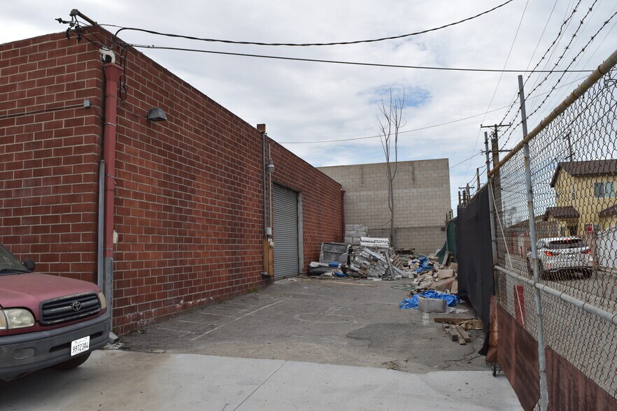 9031-9033 Garvey Ave, Rosemead, CA à louer - Photo du bâtiment - Image 3 de 10
