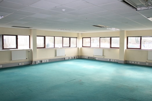 Combe Ln, Wormley for lease - Other - Image 2 of 5