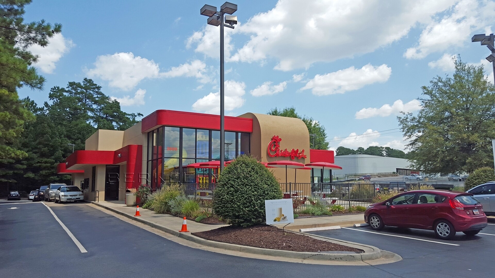 2600 Decker Blvd, Columbia, SC à louer Photo du bâtiment- Image 1 de 2