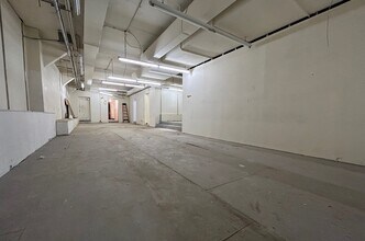 251-256 Broadway, New York, NY for lease Interior Photo- Image 2 of 3