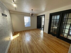 961 Grand Ave, Saint Paul, MN for lease Interior Photo- Image 2 of 9