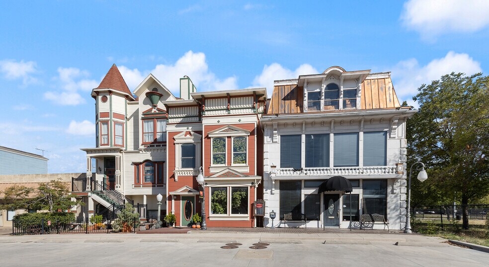 4819 Broadway St, Addison, TX à louer - Photo du bâtiment - Image 2 de 27