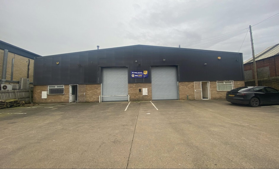 New Line, Bradford for lease Primary Photo- Image 1 of 2