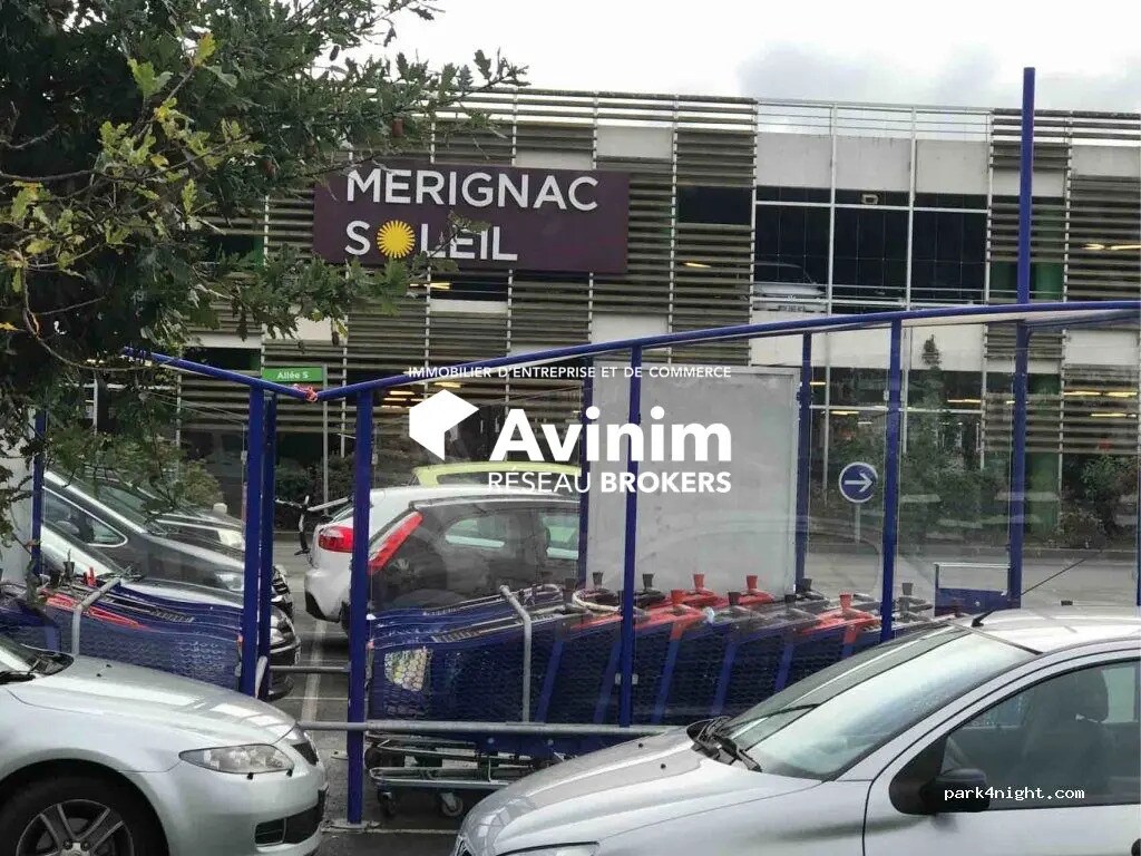 Retail in Mérignac for lease Building Photo- Image 1 of 6