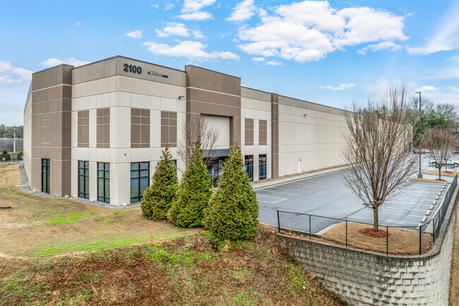 Plus de détails pour 2100 S Martin St, East Point, GA - Industriel à louer