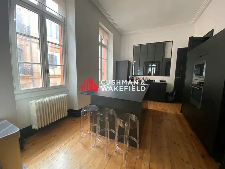 7 Rue Romiguières, Toulouse for lease - Interior Photo - Image 2 of 7