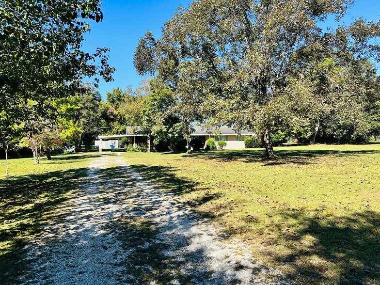 5435 Highway 21, Atmore, AL à vendre - Photo du bâtiment - Image 2 de 55