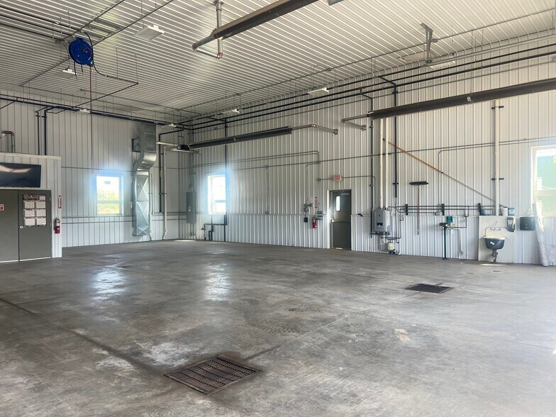 629 Spruce Street, Sault Sainte Marie, MI for sale - Building Photo - Image 3 of 24