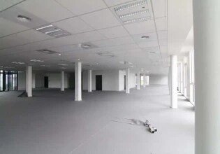 53 Avenue Paul Krüger, Villeurbanne for lease Interior Photo- Image 1 of 1