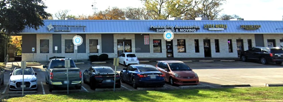 611 Dallas Dr, Roanoke, TX for lease - Building Photo - Image 1 of 5