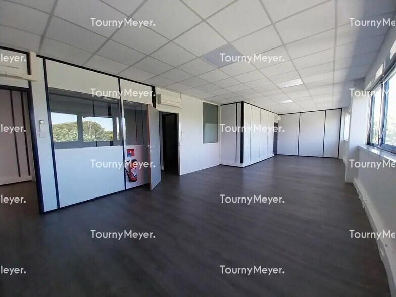 Bureau dans Labège à louer - Photo du bâtiment - Image 3 de 12