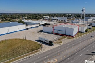 625 W Bridgers Ave, Auburndale, FL à louer Photo du bâtiment- Image 1 de 15