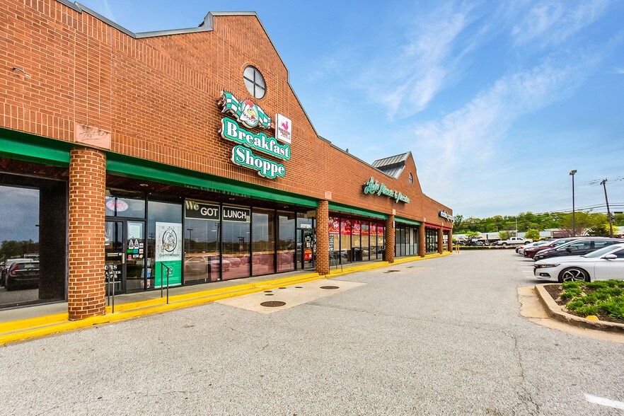 550-582 Ritchie Hwy, Severna Park, MD à louer - Photo du bâtiment - Image 2 de 8