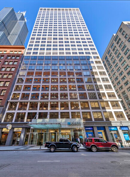 200 W Jackson Blvd, Chicago, IL à louer - Photo du bâtiment - Image 1 de 18