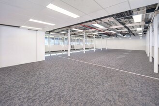 100 South Creek Rd, CROMER à louer Photo intérieure- Image 2 de 4