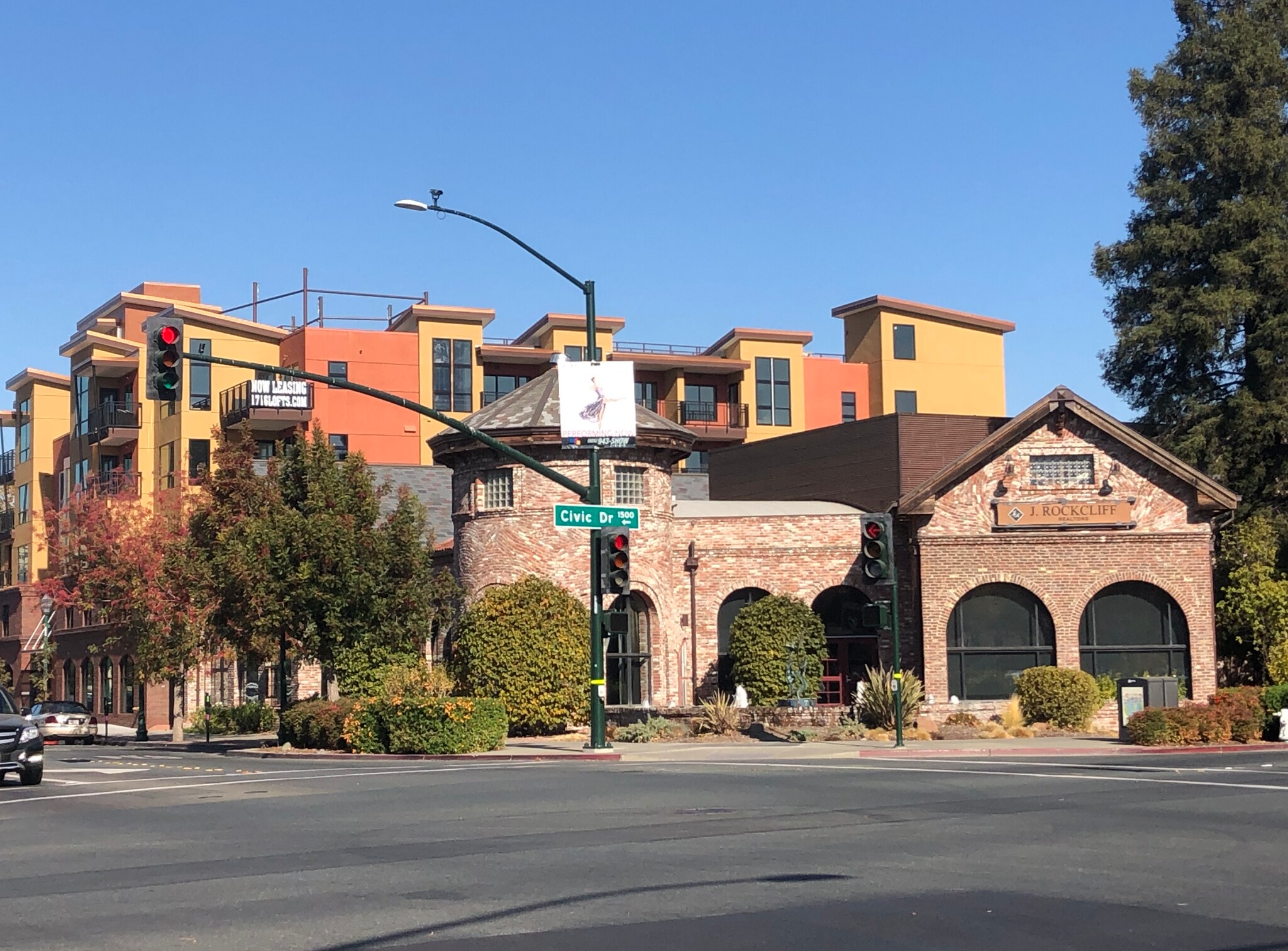 1700 N Main St, Walnut Creek, CA for lease Building Photo- Image 1 of 20