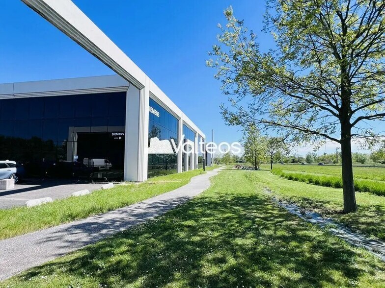 Bureau dans Labège à louer - Photo du bâtiment - Image 2 de 2